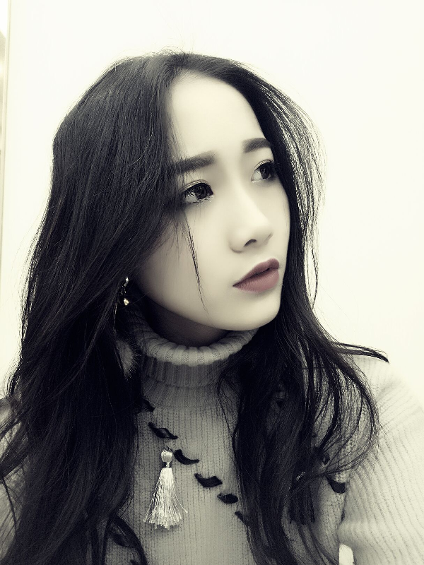 yy美女舞蹈主播小月宝生活自拍照片！1