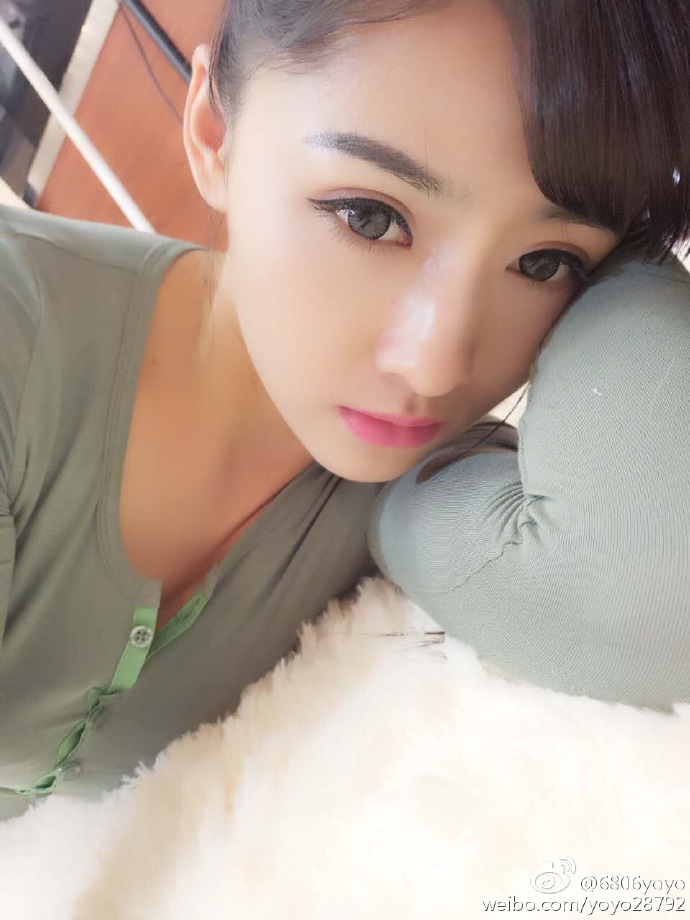 yy娱加yoyo胸器逼人照片45