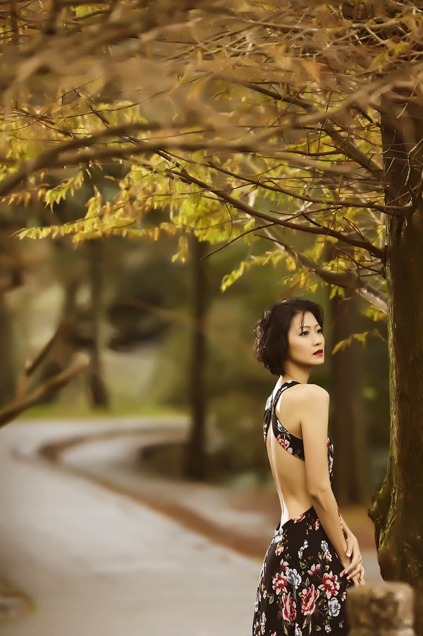 yy美女主播歆艾私密照4