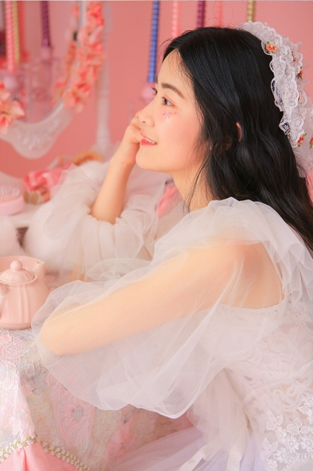 yy美女主播凌希性感美照被精选宣传9