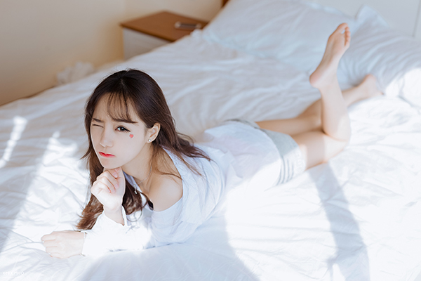 yy甜美性感小美女主播樱桃诱惑撩人写真图6