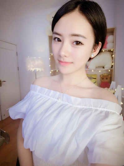 yy雅森美女主播：荔枝照片集5