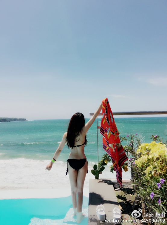 yy主播蜜蜜性感写真照片9