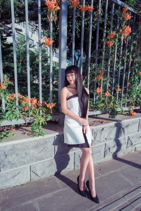 美女主播长腿学生妹蜜雪写真照片1