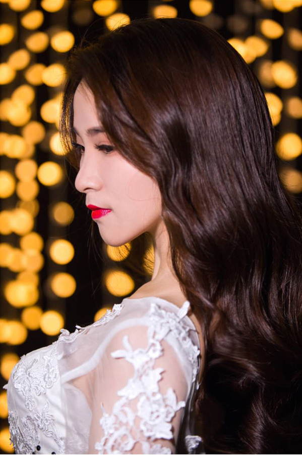 yy傲人胸姿古典美女星聚-江小离私照3