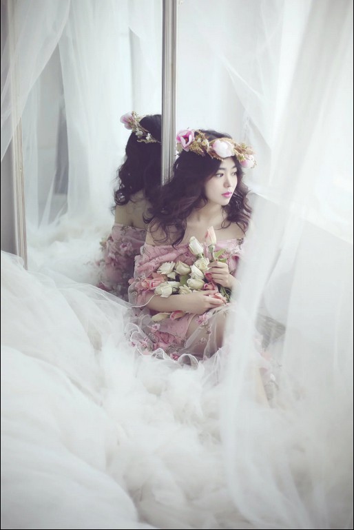 美女主播茉莉性感写真1
