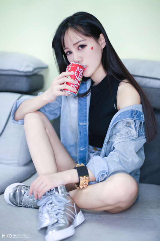 性感可爱风主播樱桃写真照片7