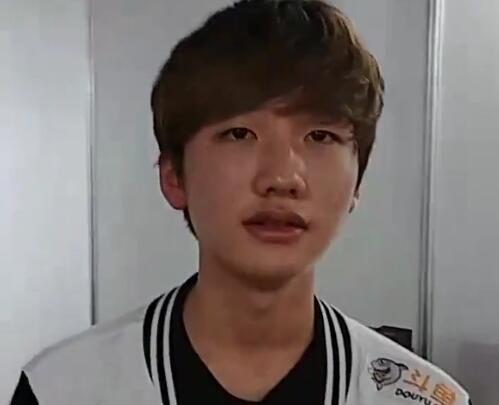 Faker2017-07-06 21时38分直播录像回放 SKT在台湾！灵魂画家2
