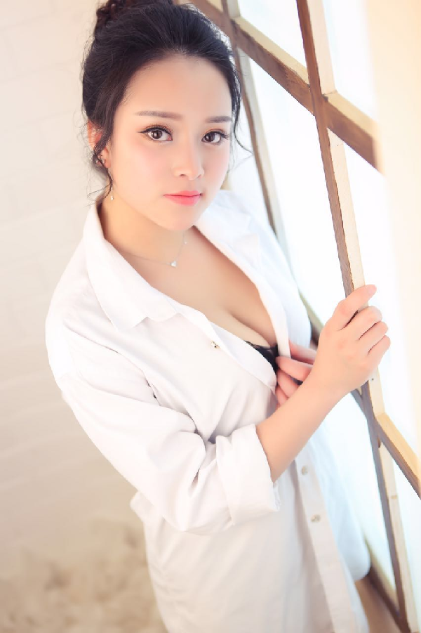 yy性感美女主播凤姐美照3