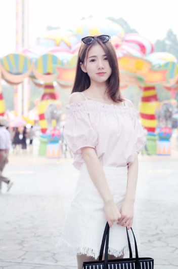 yy清纯美女主播董漫妮唯美写真照8