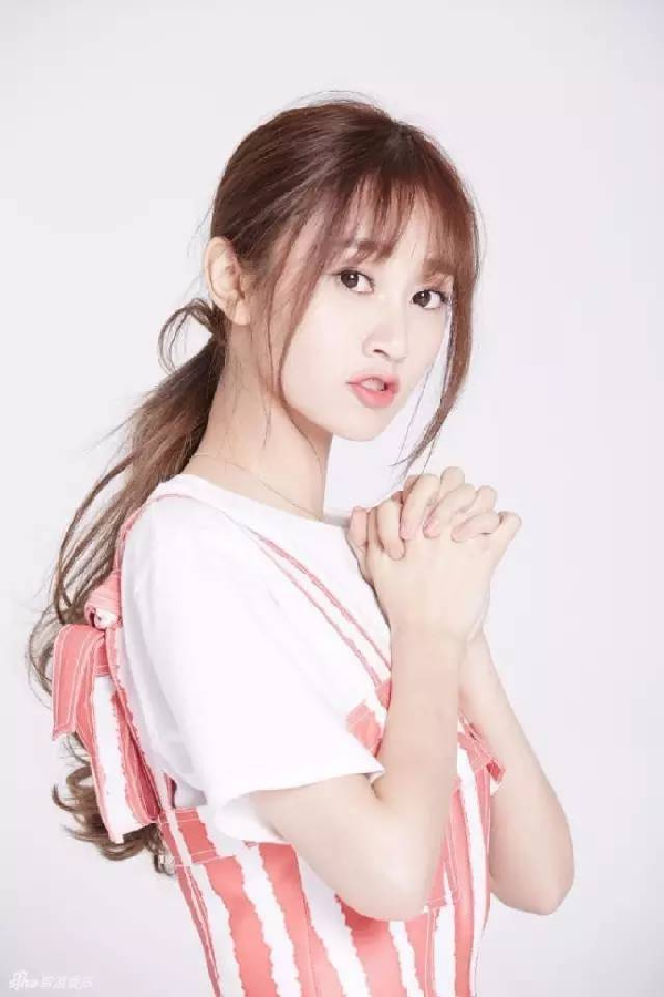 yy美女主播沈雨萱爆乳大尺度写真照片6