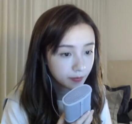 周二珂2017-07-27 22时11分直播录像回放 你的月亮我的珂~
