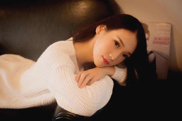 yy美女主播染儿美照1