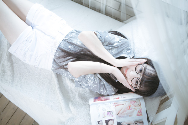 yy御风女主播→爱笑的雨晨写真私照1