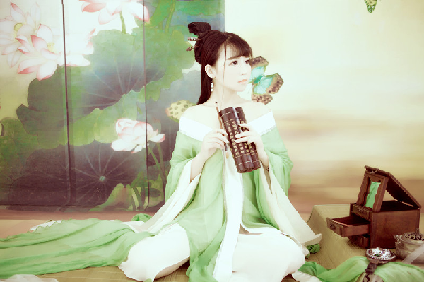 yy御风女主播→爱笑的雨晨写真私照4
