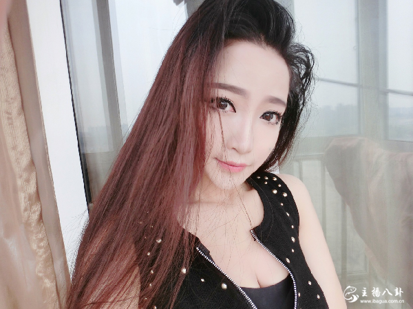 yy御风主播甄纯纯性感私照1