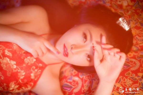 YY主播丸子妹美人红妆写真2