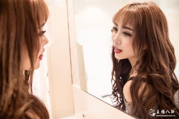 美女琉夏性感“裸”写真照片2