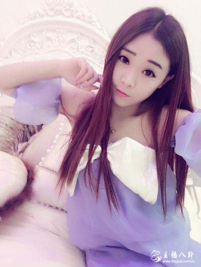 歪歪美女主播刘小美私照1