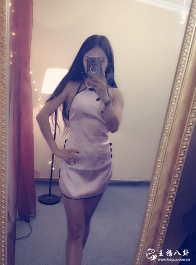 歪歪女主播婷婷性感生活私房照写真1