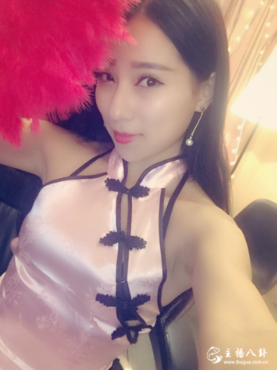 歪歪女主播婷婷性感生活私房照写真4