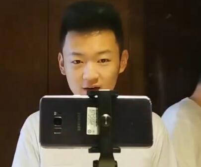 霹雳爷们儿2017-08-06 9时1分直播录像回放 横店不太热