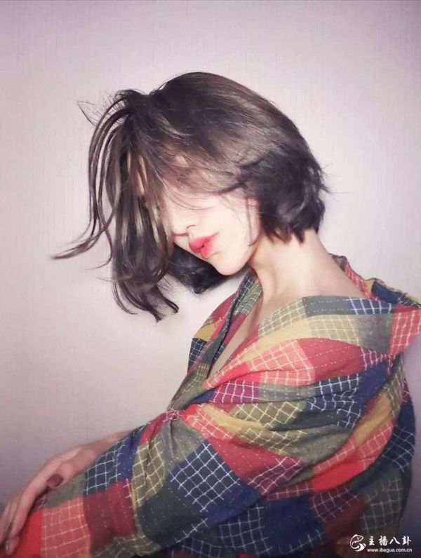 歪歪星乐清新女神主播念念美照3