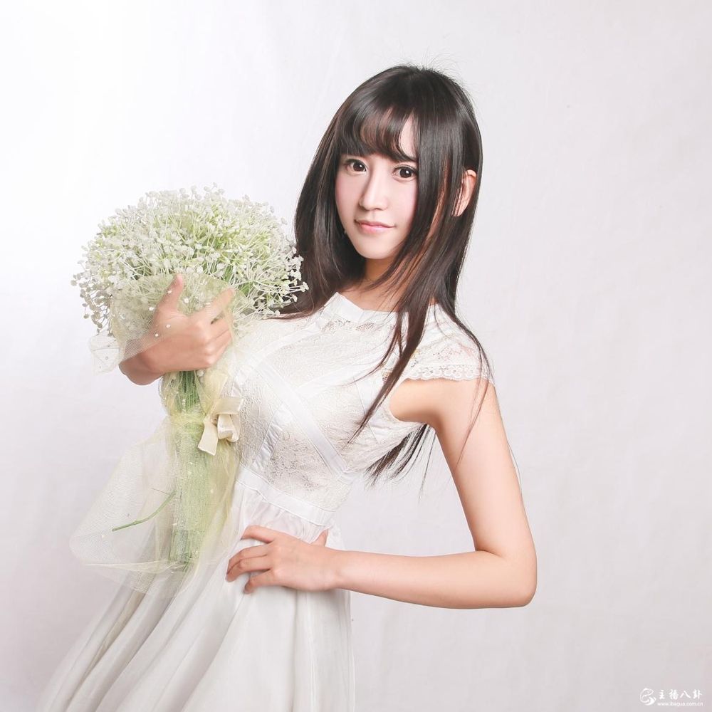 新晋国服第一妹子虎牙主播lol陆雪琪高清写真照片1