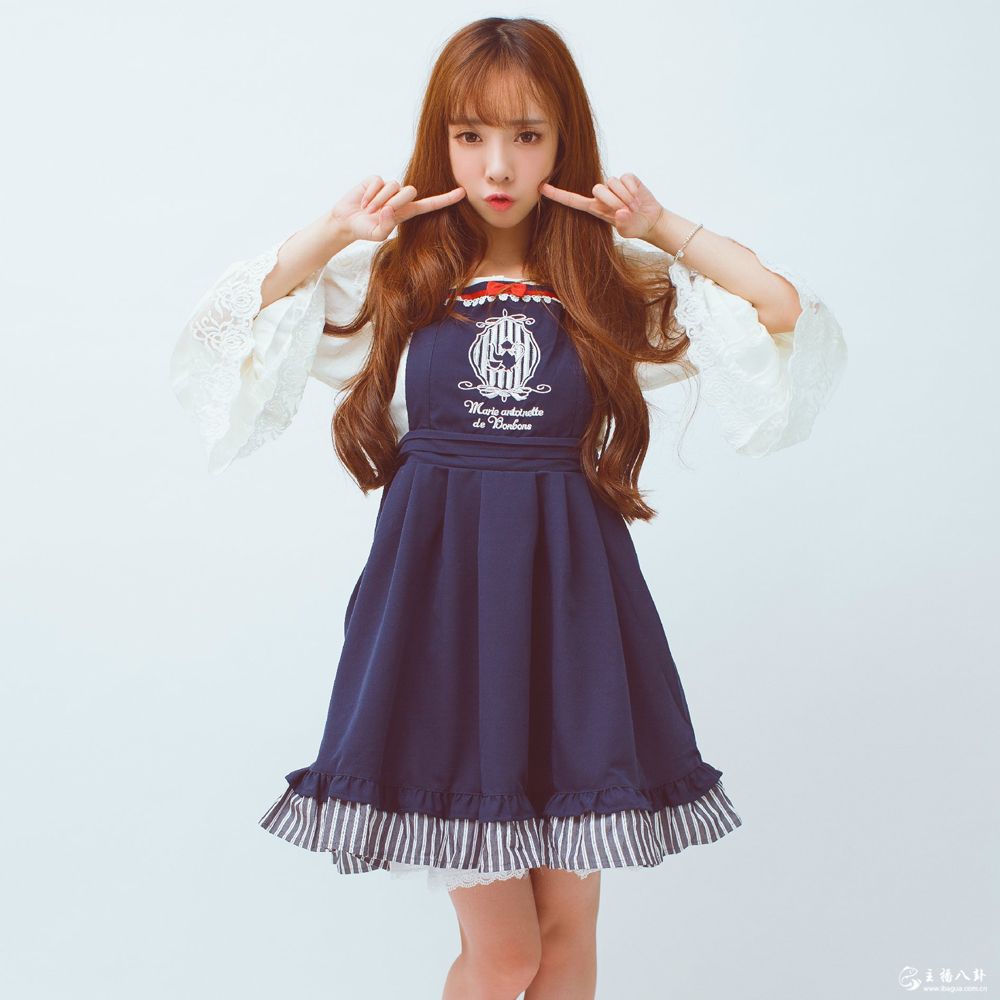 lol国服第一女ADC虎牙美女主播童话高清写真照片14