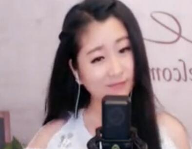 歌曲《歌在飞》演唱者：yy当红主播菲儿