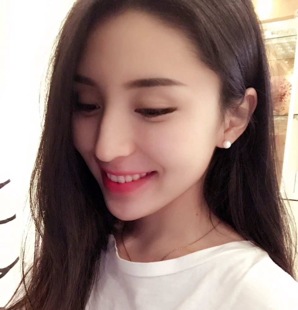 YY话社公会百遍精灵风骚动人美女主播芮宝性感私照10