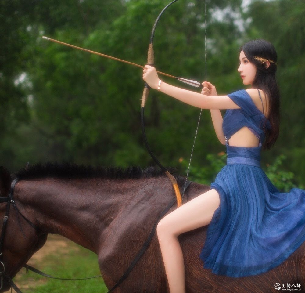 YY话社公会百遍精灵风骚动人美女主播芮宝性感私照16