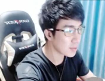 骚男2017-08-22 16时27分直播录像回放