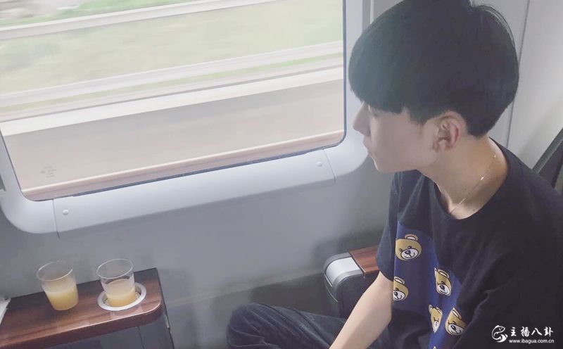 王乐乐怎么了？为什么被打？杨清柠微博空间回应王乐乐被打真相！