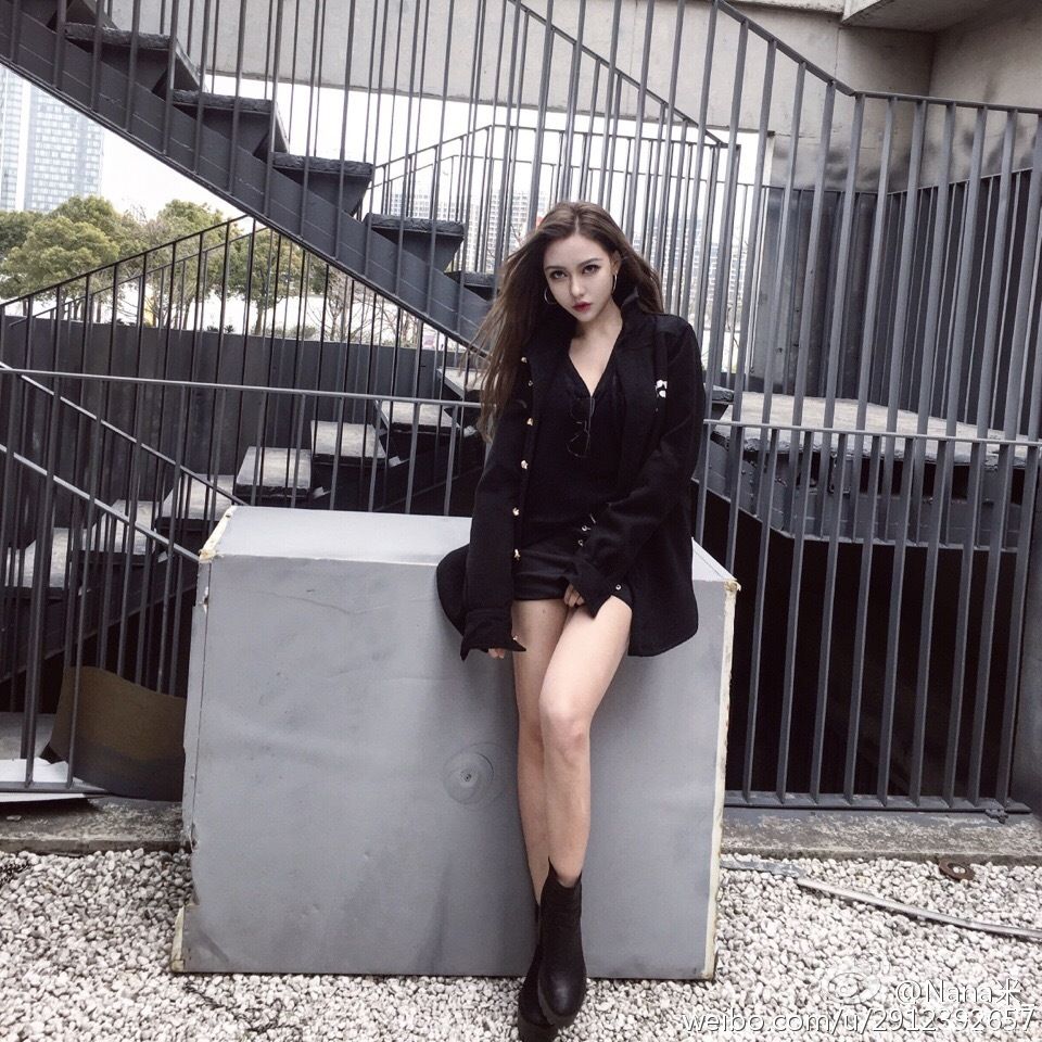 熊猫人气美女主播Minana罗米娜性感写真照+私照来袭3