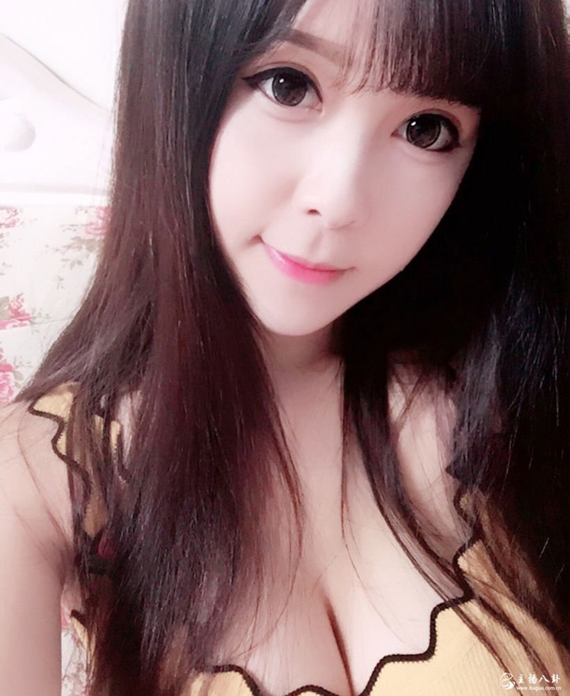 熊猫直播人气美女主播娜娜_Sweet性感高清私照16