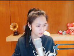 阿冷aleng2017-08-29直播录像回放 阿冷：这个少女不太冷~ P1