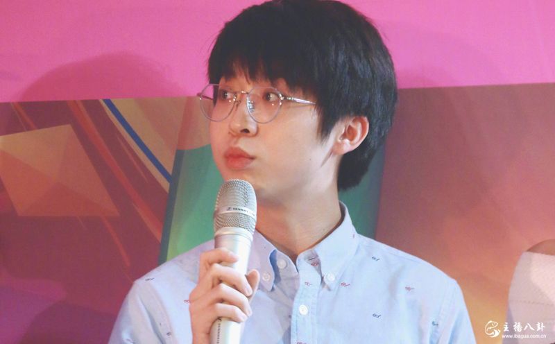 嗨氏