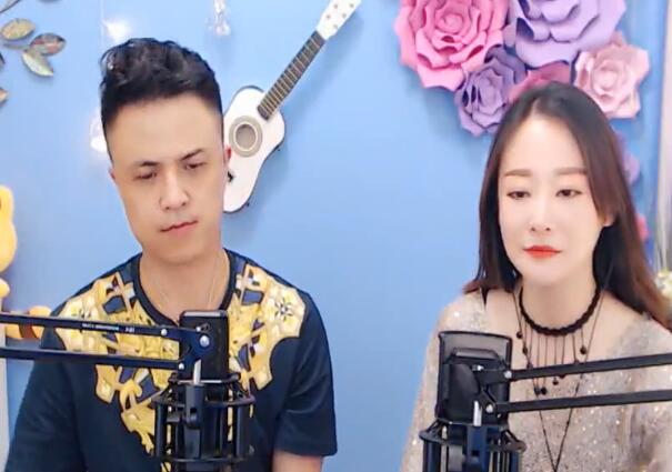 土哥云姐歌曲作品《牧马人》