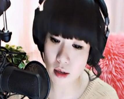 YY大脸翻唱歌曲《剩女的诱惑》