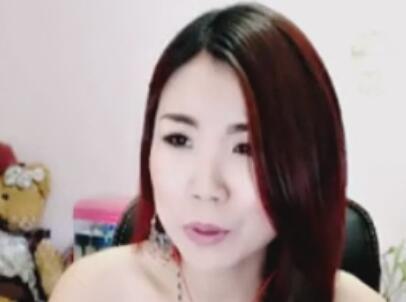 MC毒妇翻唱歌曲《擦干你的泪水》