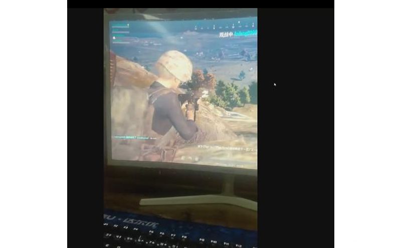 吃鸡主播油条SKS腰射涉嫌开挂
