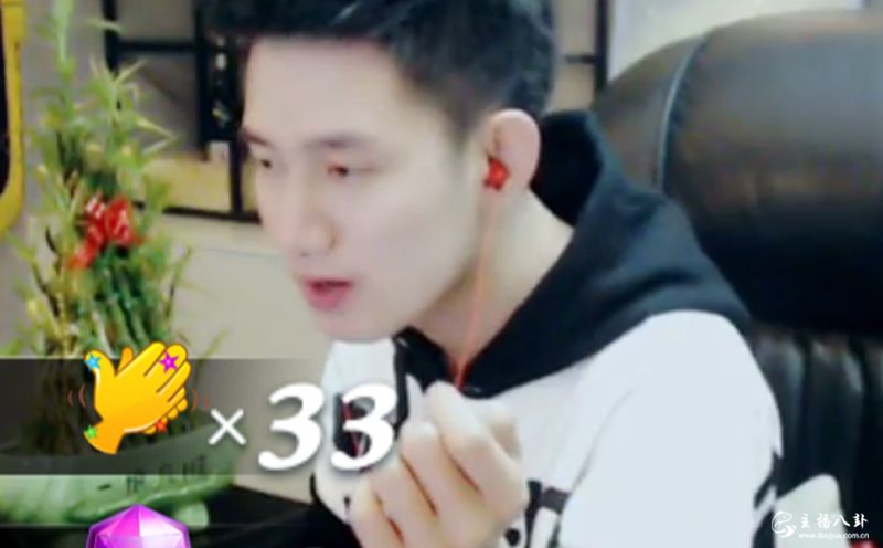 阿哲