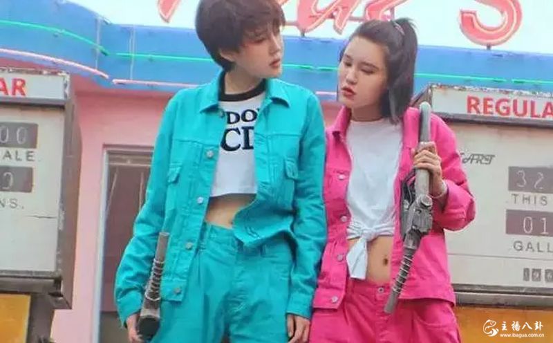 YY：闹掰后，球球淘宝店下架所有关于天佑的图片，代言商品！