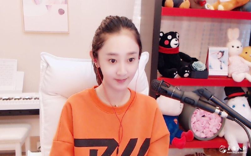 YY：爆炸新闻！鳕熊公布恋情微博表白神豪小犟虎！