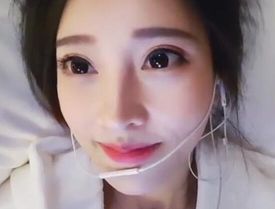 冯提莫2017-11-03直播录像回放 冯提莫：北京好冷~聊会唱会~