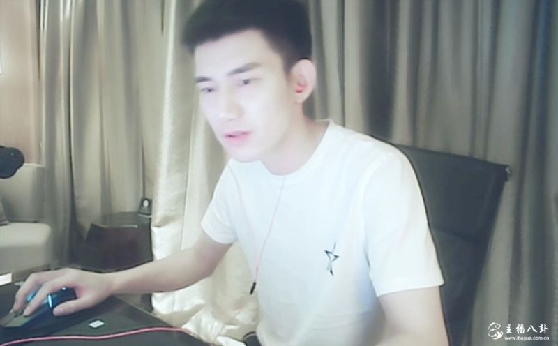 阿哲