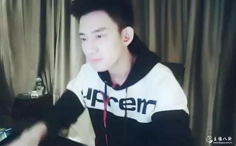 YY：不再低调！阿哲剑指周星巴掌，欢迎碰瓷！