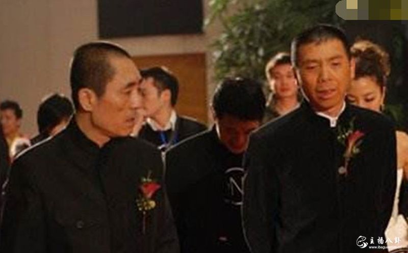 YY：利哥约冯小刚，张艺谋等人吃饭！