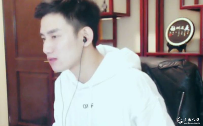 阿哲